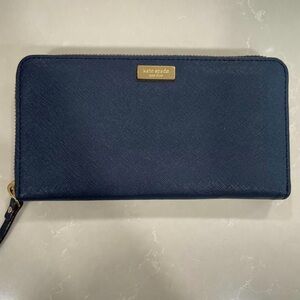 Kate Spade Long Wallet Gold Accent Zip Around - Barely Used